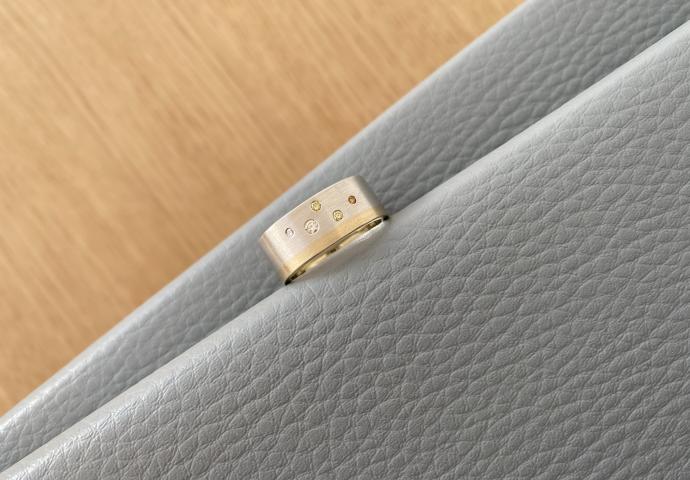 Silberring mit Brillanten